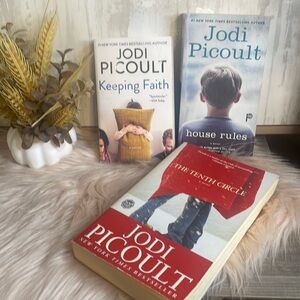 Jodi Picoult Used Book Bundle (set of 3)